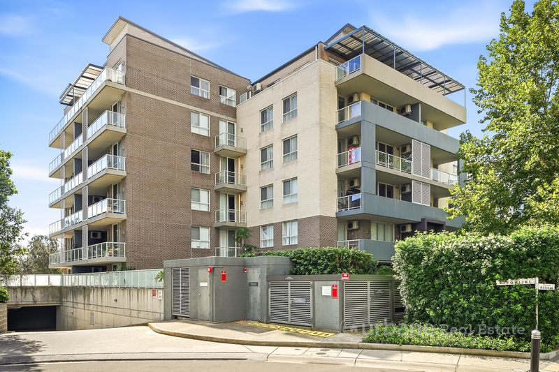 E504 / 81-86 Courallie Avenue, Homebush West