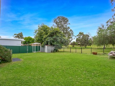 21 Templeton Road, Elderslie