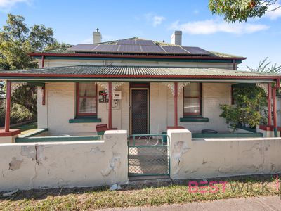 212 Stewart Street, Bathurst