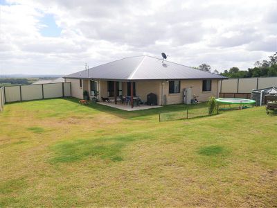 23 Sharon Crescent, Kingaroy