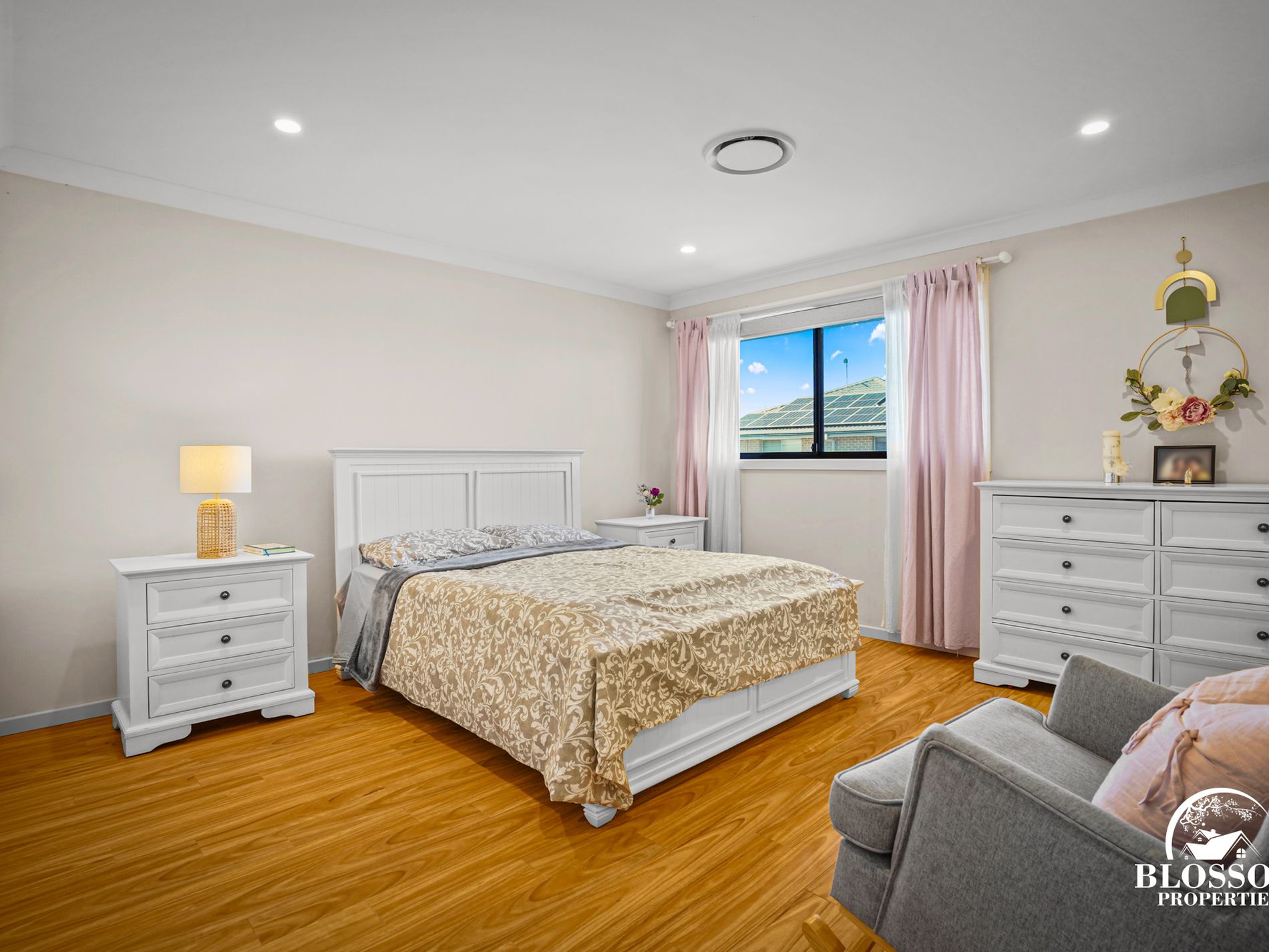 12 Loudon Parade, Marsden Park