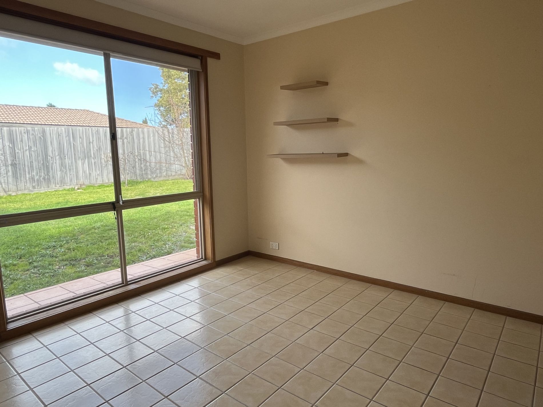 12 Jenolan Avenue, Grovedale