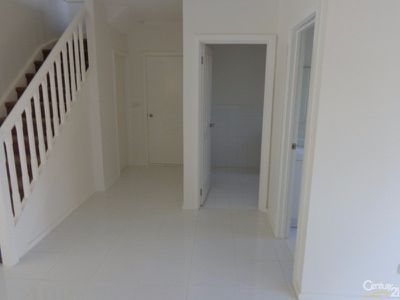 2 / 19 Keller Court, Hampton Park
