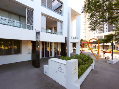 22 / 19 The Circus, Burswood