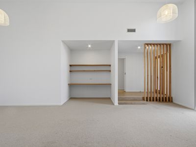 6 Bridget Court, Sale
