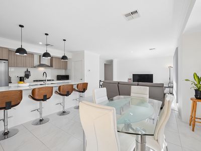 34 Hickman Drive, Piara Waters