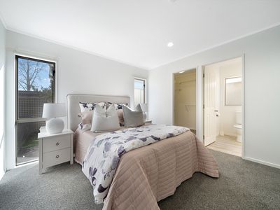 8 Lockington Avenue, Henderson