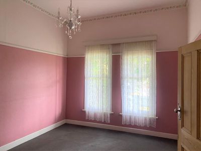 24 Station St, Coburg