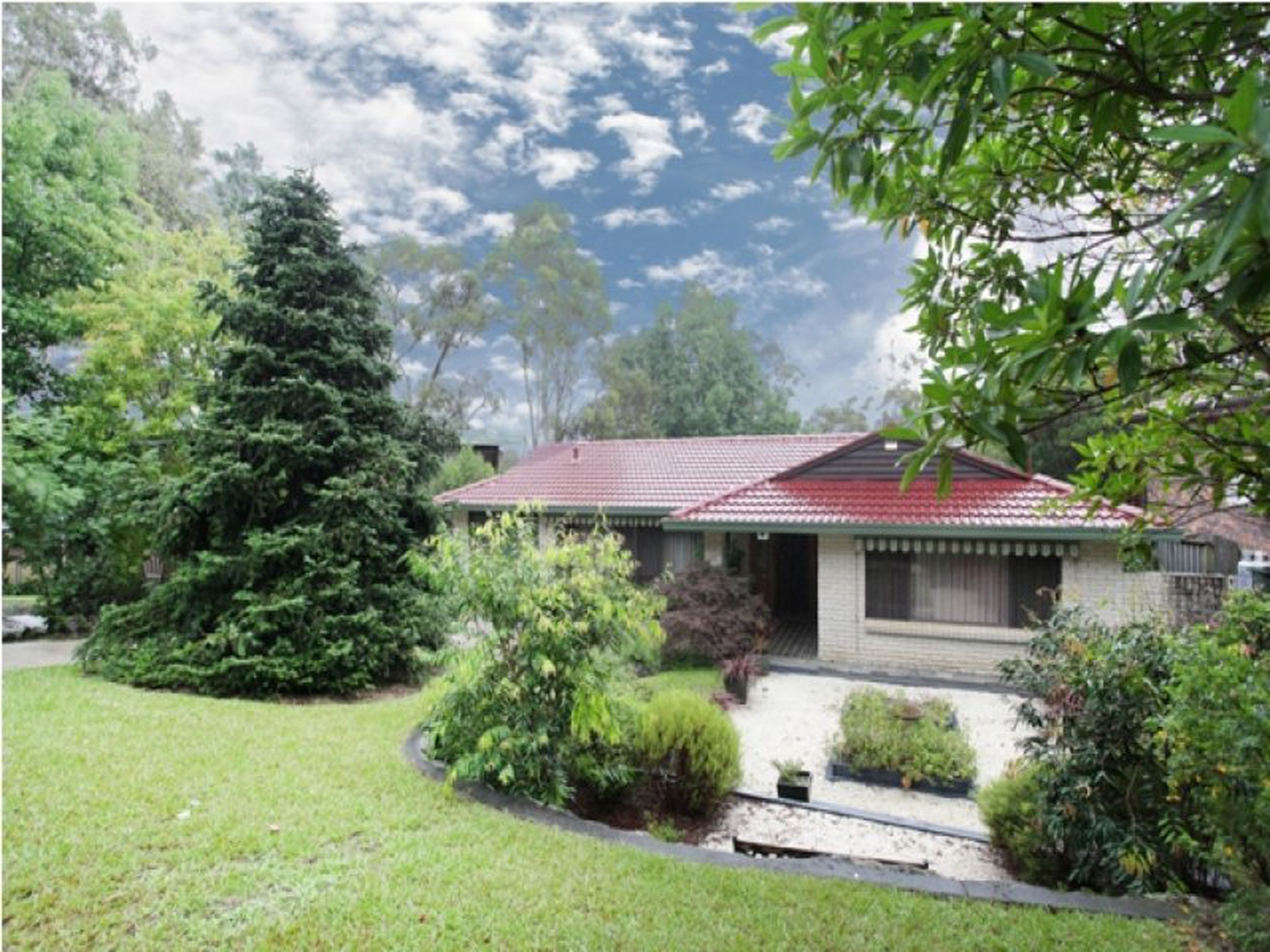 17 Batman Crescent , SPRINGWOOD
