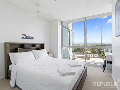 1803 / 1 Como Crescent, Southport