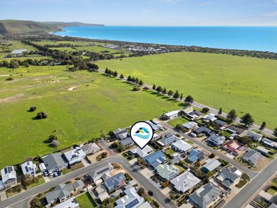 16 Union Road, Normanville