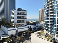 9 / 18 Orchid Avenue, Surfers Paradise
