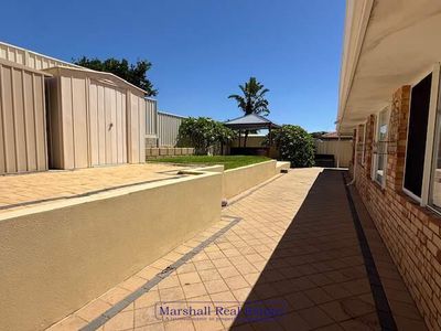 14 Falkland Way, Kinross