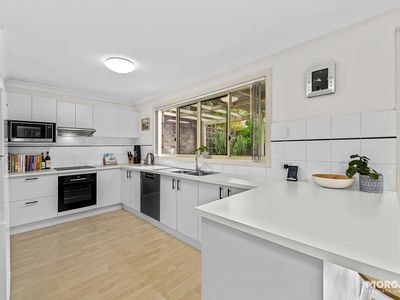 2 / 9 Nicholson Street, Greenslopes