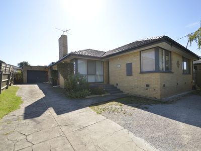 21 Leonie Avenue, Mount Waverley