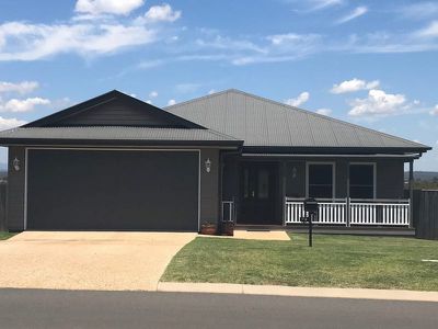 74 Banksia Drive, Kingaroy