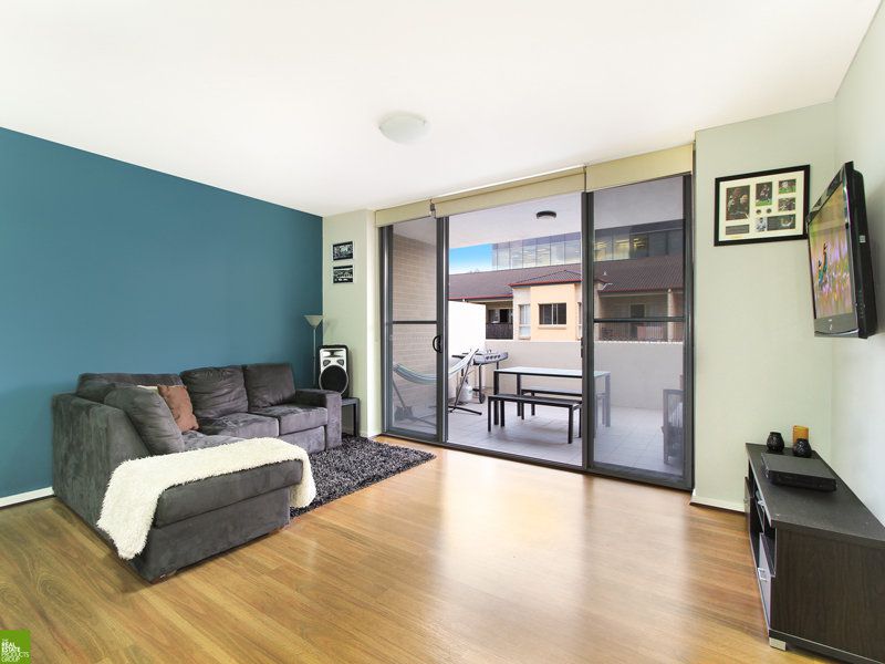 6 / 11-15 Atchison Street, Wollongong