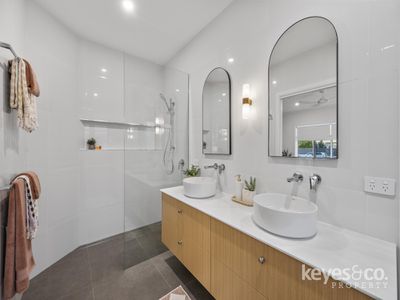 9 Gowrie Street, Mundingburra