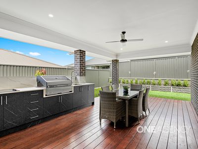 37 Bottlebrush Drive, Calderwood