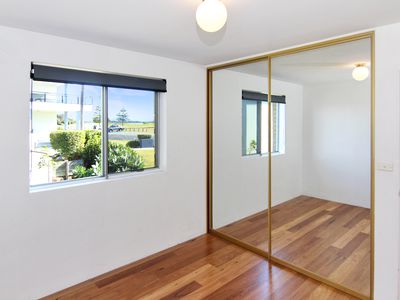 1 / 94 HEAD STREET, Forster