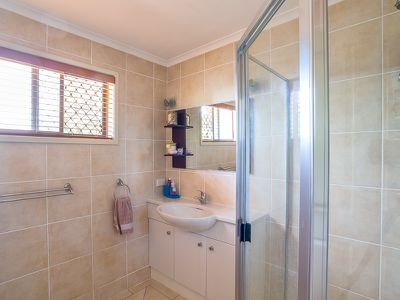 6 CARMEL COURT, Point Vernon