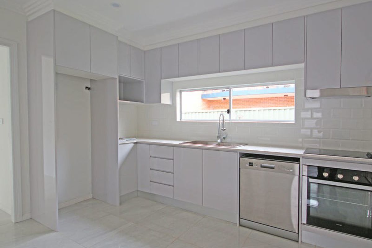 20B Tavistock Road, Homebush West