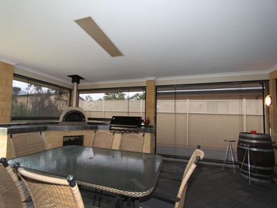 44 Longmore Parade, Broadwood