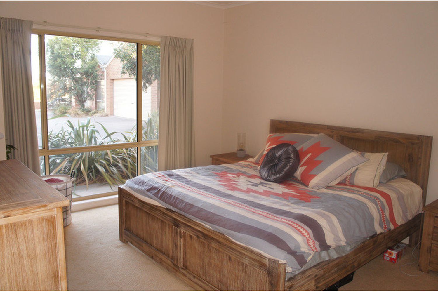 4 / 16 McTavish Boulevard, Horsham
