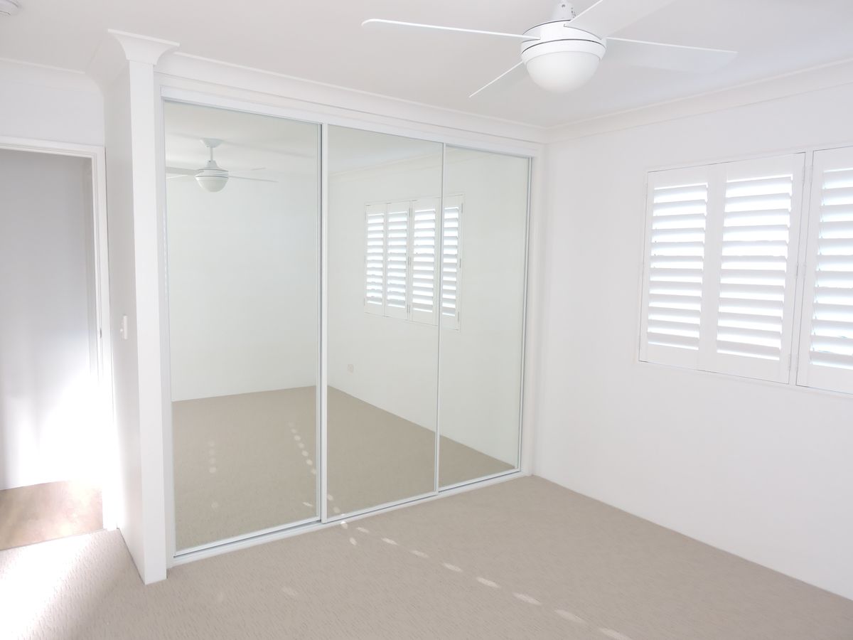 8 / 33 York Street, Indooroopilly