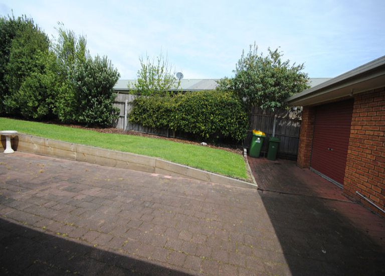 16 Connemara Court, Portland