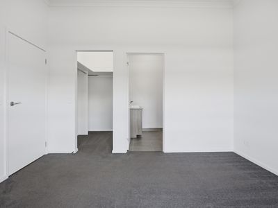 14 Deavan Drive, Shorewell Park