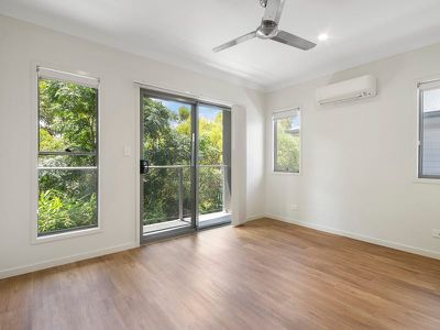 122 Cooper Crescent, Rochedale