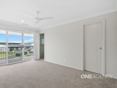 8A Windsail Lane, Vincentia
