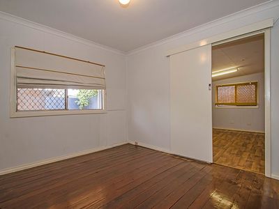 96 Varden Street, Piccadilly