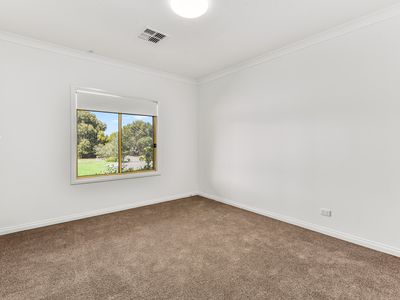 16 Admella Drive, Beachport