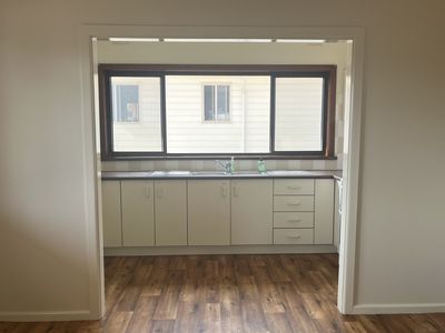 1 / 74 Weringa Avenue, Lake Heights