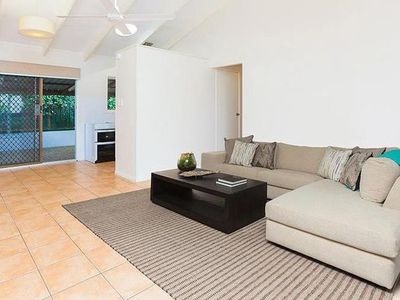 16 Crestview Street, Loganlea