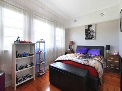 332 Northcliffe Drive, Lake Heights