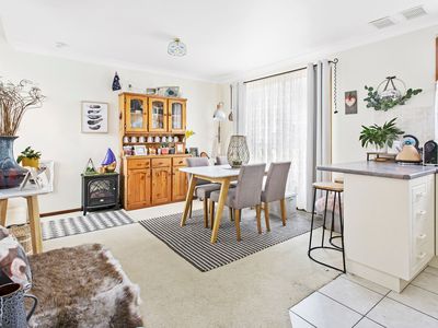 2 / 64 Pur Pur Avenue, Lake Illawarra