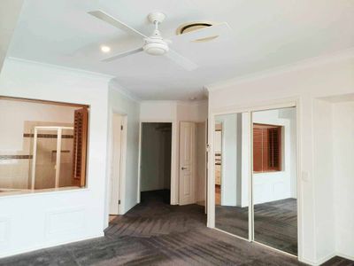 35 Ferrymans Court, Helensvale
