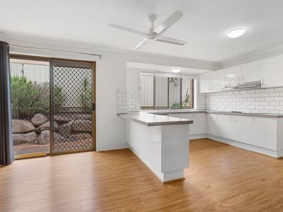 8 Zeeman Street, Rochedale South