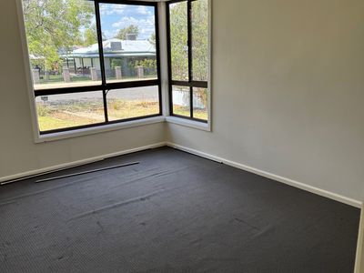3 Hooley Street, Parkes