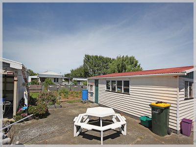 58 Avenue Road, Foxton