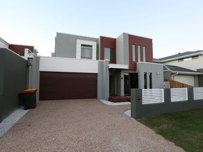 36 Skyview Avenue, Rochedale