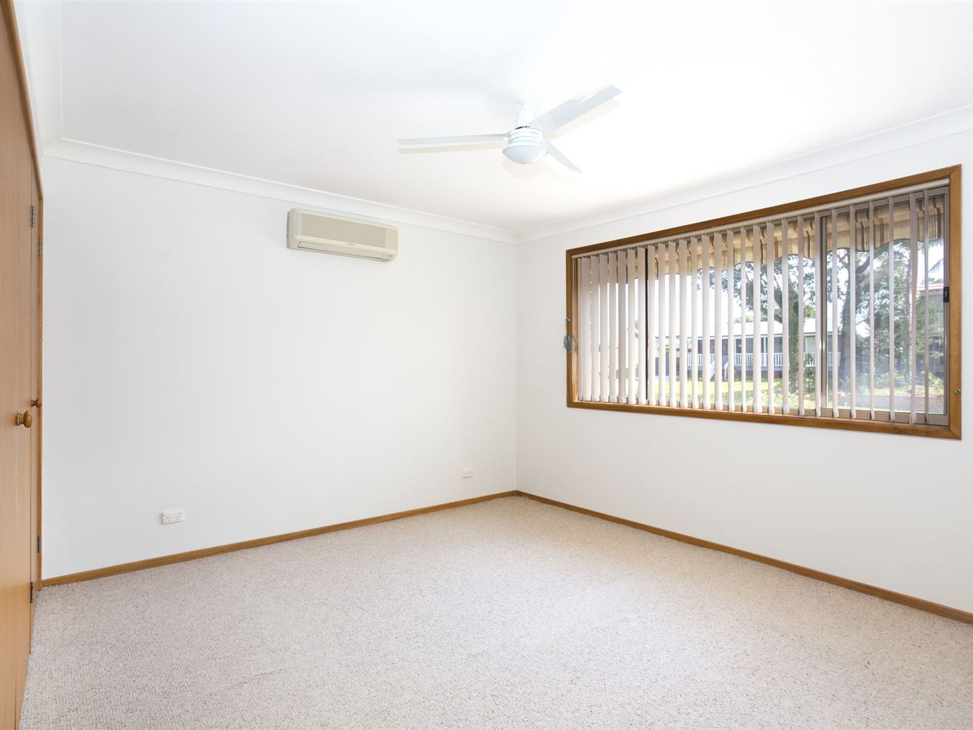 20 Torquay Drive, Lake Tabourie