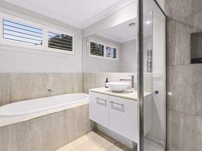 9 Sunnybrook Drive, Wheelers Hill