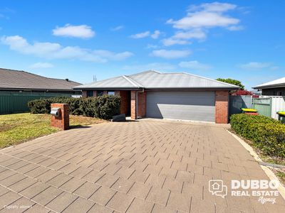 17 Eddy Court, Dubbo