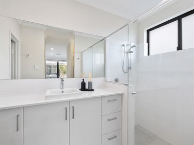 48 Halcyon Loop, Southern River