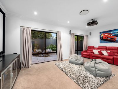 24 Brokenwood Circuit, Gumdale