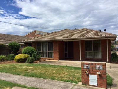 Unit 1 / 29 Deutgam Street, Werribee